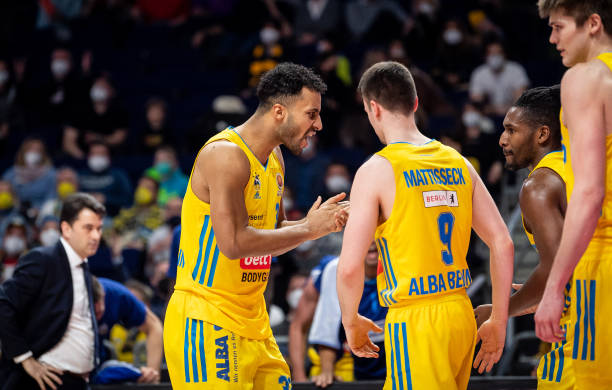 较量都充满 较量都充满