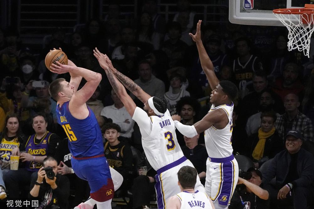 激烈的足球 激烈的足球